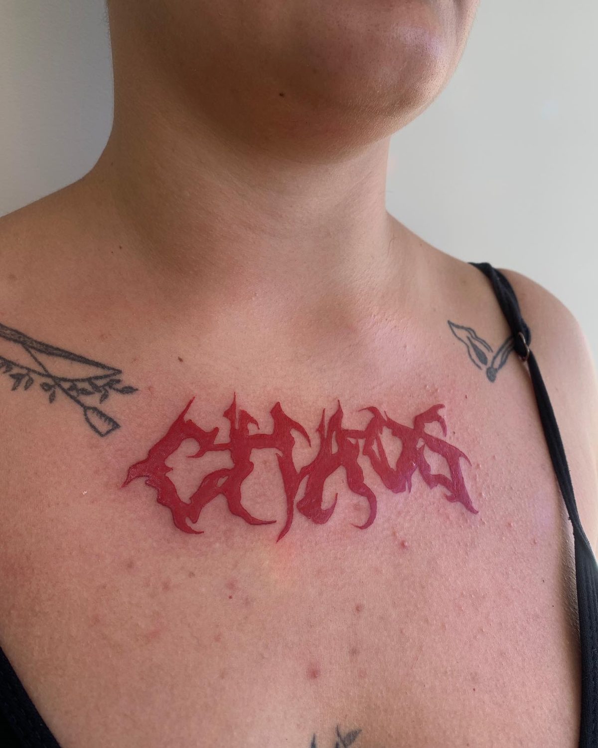 Chaos, peito, ignorant